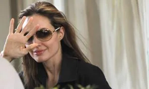 Angelina Jolie, «egocéntrica y psicópata»