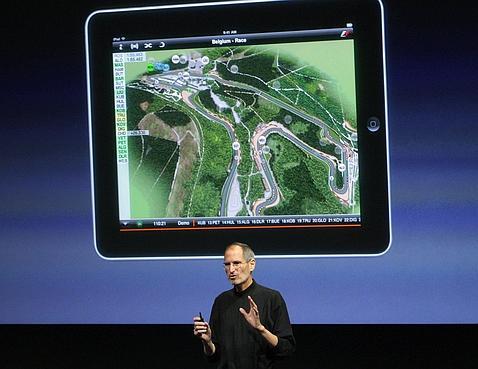 Steve Jobs arremete contra los rivales del iPad: «Estarán muertos nada más llegar»