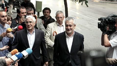 Barreda y Griñán entran al cuartel general del PSOE