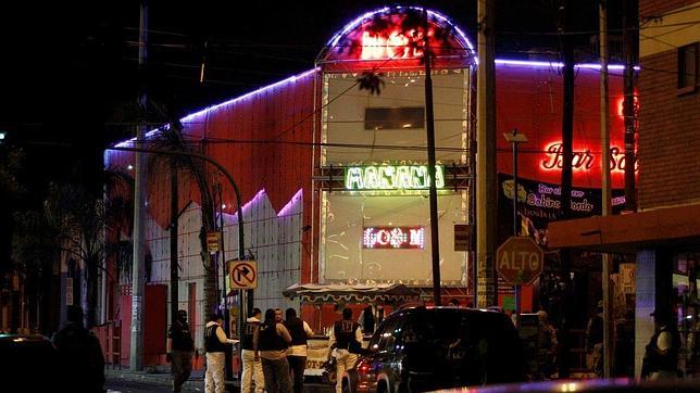 Un grupo de sicarios mata al menos a 20 personas en un bar de Monterrey