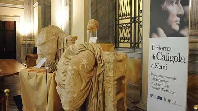 La estatua de Calígula. ABC