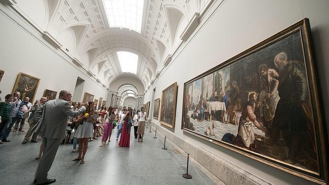 La Galería Central del Prado y la obra de Tintoretto «El lavatorio» a la derecha . ABC. 19-07-2011