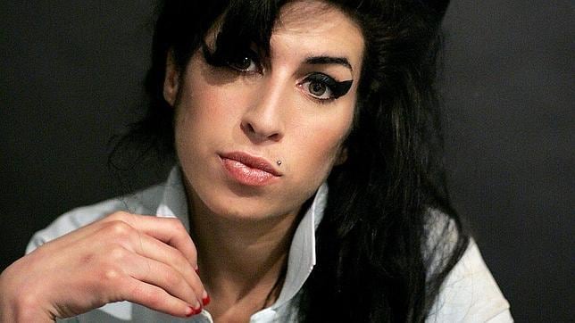 El álbum póstumo de Amy Winehouse saldrá a la venta en diciembre