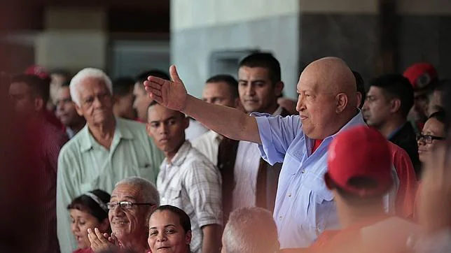 El gobierno venezolano aprueba la «paga de chavidad» para funcionarios