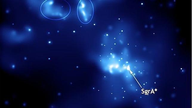 Resultado de imagen de Violentas emisiones de energía en agujeros negros supermasivos