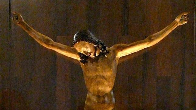 Italia pagó a peso de oro un falso Crucificado de Miguel Ángel