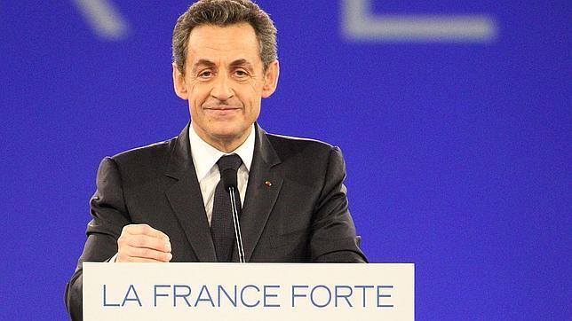 Sarkozy pide perdón a la policía supuestamente agredida por su hijo de 15 años