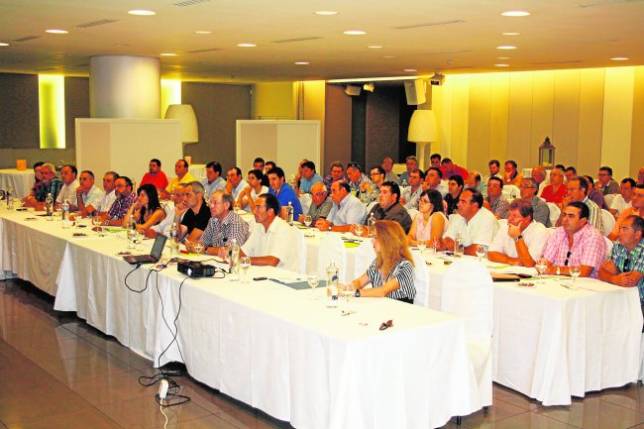 Reunión de los cooperativistas ayer en Alcázar de San Juan