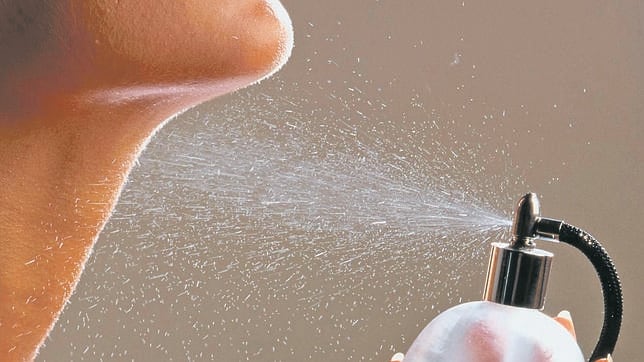 Los 26 ingredientes de los perfumes que pueden causar alergias
