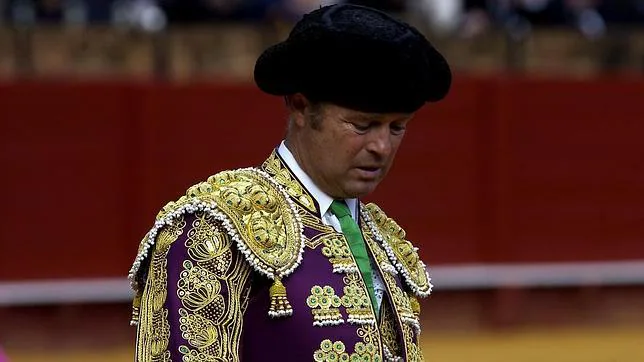 Pepe Luis Vázquez se retira del toreo tras 31 años de matador de toros