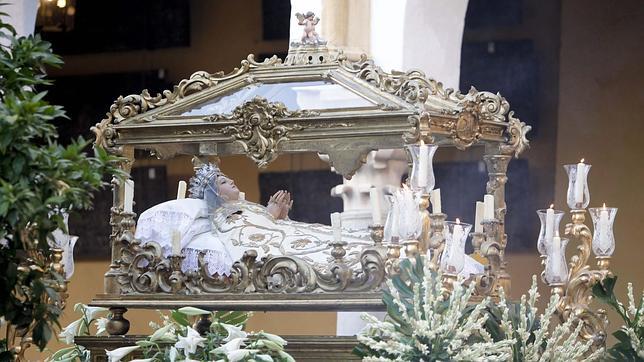 La Virgen del Tránsito recorrerá hoy San Basilio y la Catedral