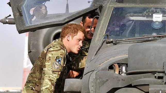 Atacan el campo del Príncipe Harry en Afganistán