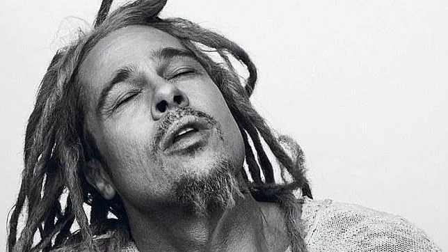 Brad Pitt en plan Bob Marley
