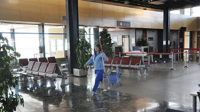 El aeropuerto de Huesca crece un 1.575% en septiembre al recibir... 67 pasajeros