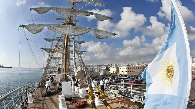 Argentina estudió un plan de fuga de sainete para su buque apresado en Ghana
