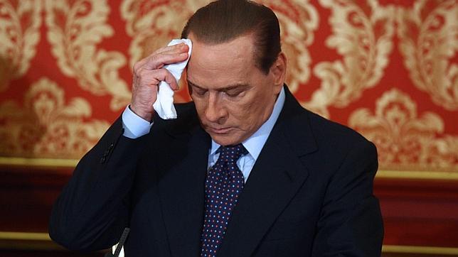 Berlusconi asegura que seguirá en la vida política «para reformar la justicia»