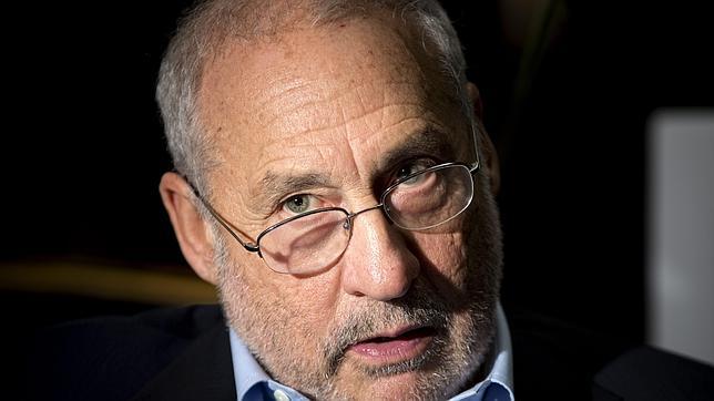 Stiglitz: «Europa y Alemania están poniendo en peligro el futuro de España»