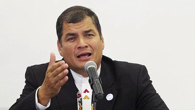 Correa llama a los ecuatorianos a «rebelarse» contra los desahucios en España