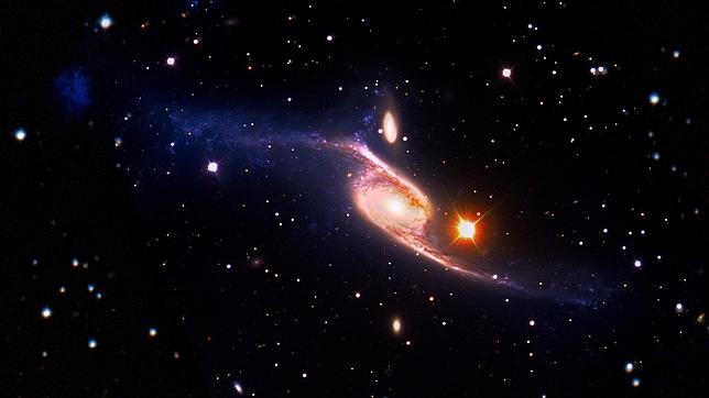 Descubren la mayor galaxia espiral del Universo