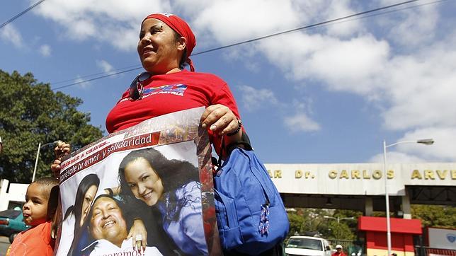 El Supremo firma el acta para la jura de Chávez sin haber visto al paciente