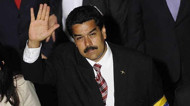 Nicolás Maduro, investido como presidente encargado de Venezuela