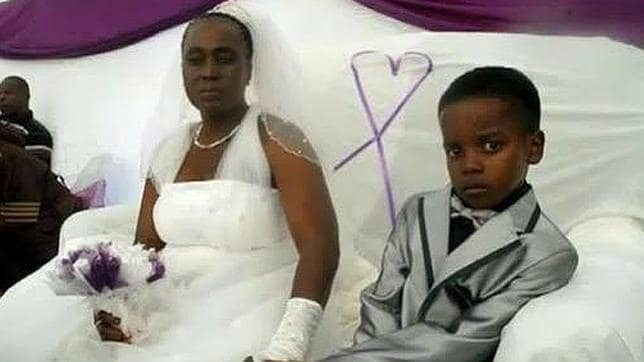 Un niño de ocho años se casa con una mujer de 61 en Sudáfrica