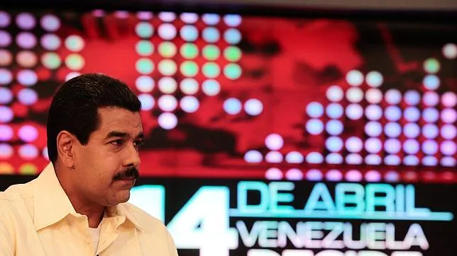 Maduro insiste en que el cáncer de Chávez rompía «todas las regularidades» y fue inoculado