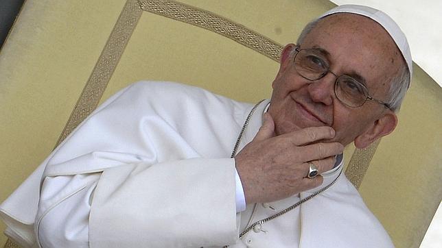 El Papa Francisco no es doctor en Teología, aunque su biografía oficial lo insinúa