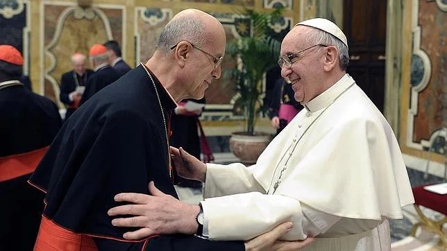 Francisco destaca el «trabajo impagable» de la Secretaría de Estado del Vaticano 