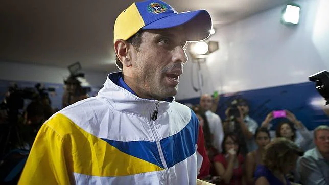 La Fiscalía venezolana procesa la imputación para detener a Capriles