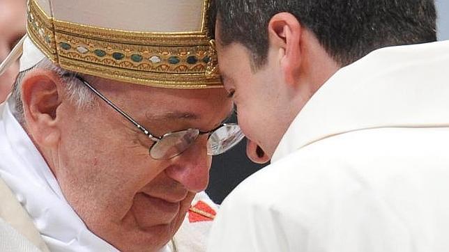 El Papa denuncia que hay «ladrones que usan la religión como un negocio»