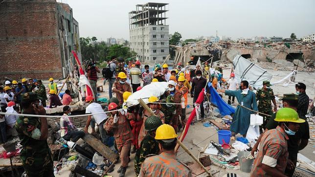 Un empresario español entre los investigados por el derrumbe en Bangladesh