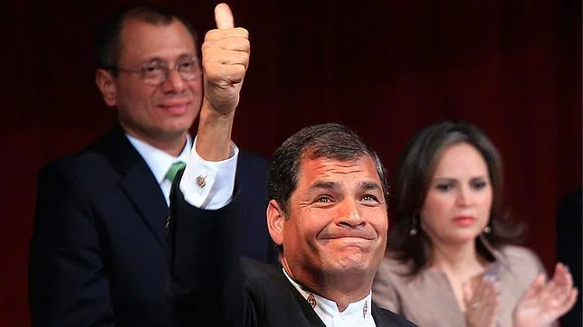 Correa comienza su tercer mandato, que asegura que será el último