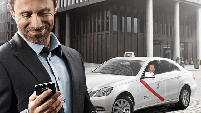 Las «apps» de Taxi aparcan a los tradicionales radioteléfonos