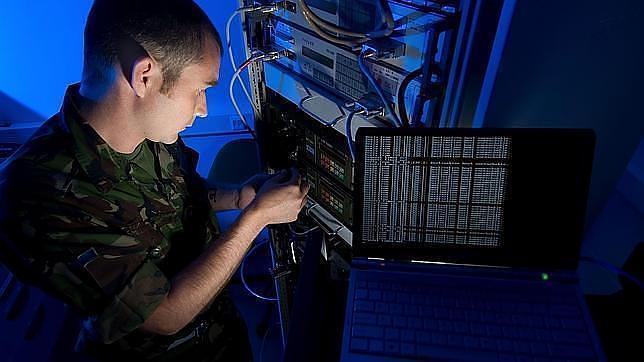 El mando militar de ciberdefensa atacará sistemas adversarios y hostiles para la Defensa