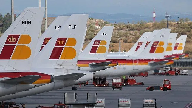 Iberia lanza un billete «low cost» para volar sólo con equipaje de mano