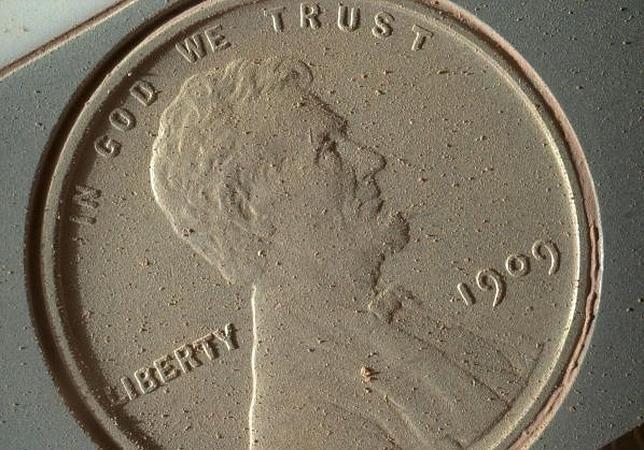 Una moneda fotografiada en Marte