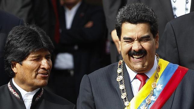 Las agencias de calificación temen el colapso económico a corto plazo de Venezuela
