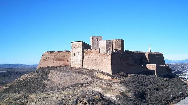 El castillo templario que guardó la espada de El Cid