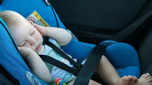 El sistema que evita que olvides a tu bebé en el coche