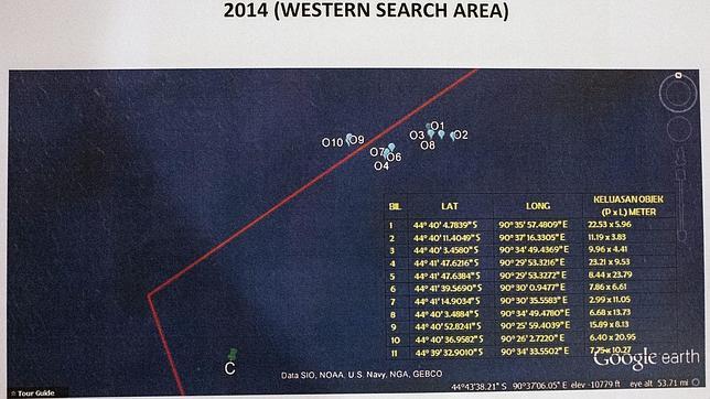 Un satélite francés detecta 122 posibles restos del avión de Malasia desaparecido