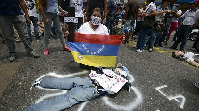 Mueren otros dos opositores en las protestas en Venezuela 