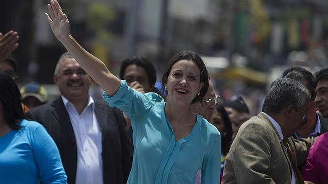 Corina Machado: «Con esta farsa de diálogo en Venezuela no engañan a nadie»
