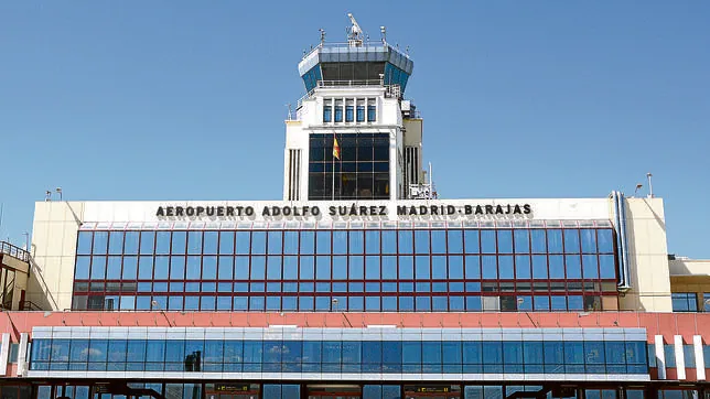 Resultado de imagen de donde esta el aeropuerto de madrid