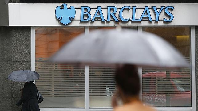 Barclays deja España: ¿cómo afecta a sus clientes?
