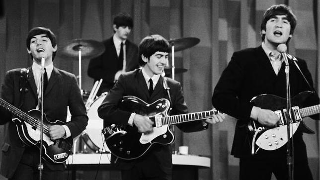 A subasta la guitarra «capricho» de George Harrison 