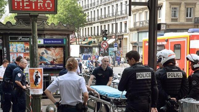 Un robo que termina en tiroteo hace saltar la alarma en el metro de París