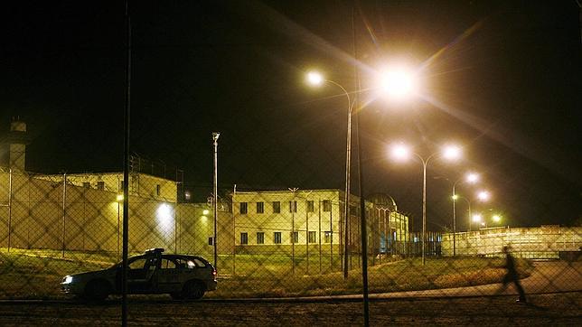 Un preso prende fuego a una celda en la cárcel de Picassent
