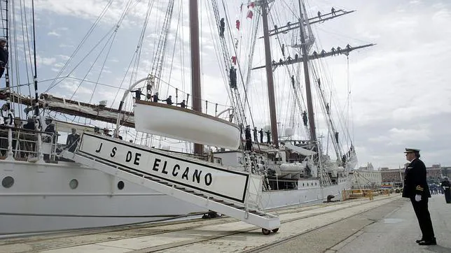 Hallan 127 kilos de cocaína escondidos entre las velas del buque escuela Juan Sebastián Elcano