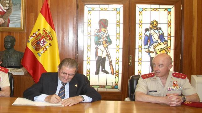 El coronel Candal Añón, nuevo director de la Academia de Infantería de Toledo